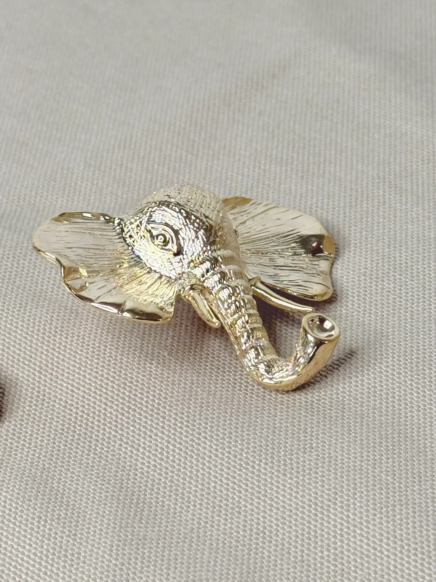 Pendiente elefante gold